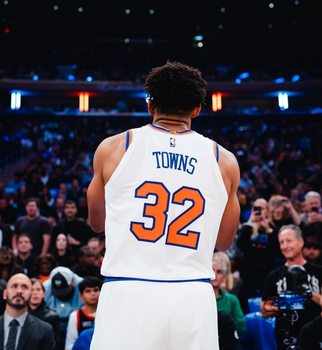 Jersey’s Own @Karltowns Dominates with 44-Point Performance, Powering the #Knicks to Victory!