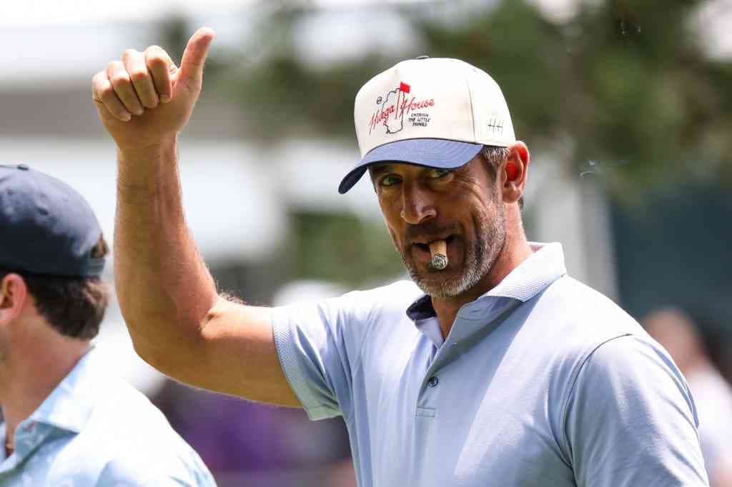 Aaron Rodgers Ready to Get Back to Work